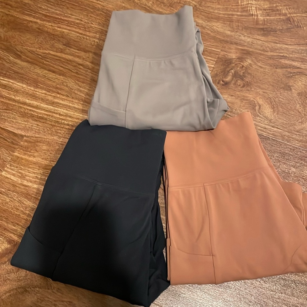 REI Leggings Set